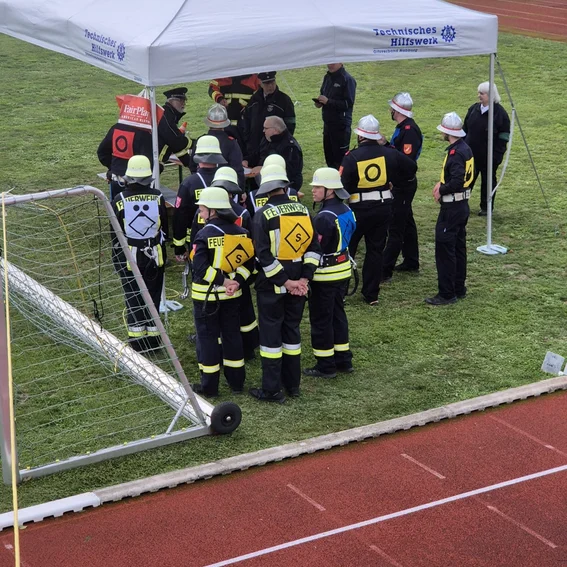 Aufstellen zum Staffellauf.jpeg