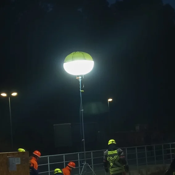 18 Licht bleibt bis zum Ende an.jpeg