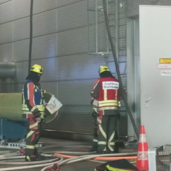 10 ZF und GF warten auf Rückmeldungen.jpeg