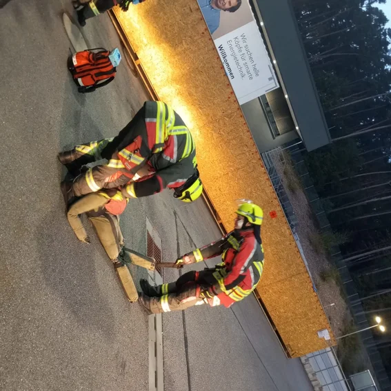 12 Erste Person wurde gefunden.jpeg