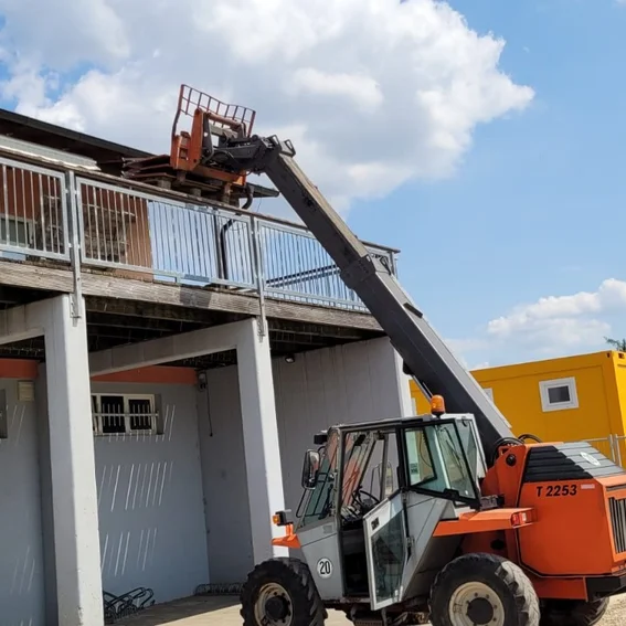 Abholen Ganituren fürn Weinstadel.jpg